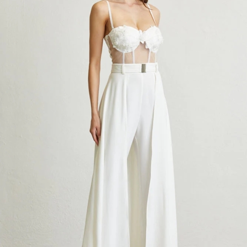 Chic White Lace Jumpsuit